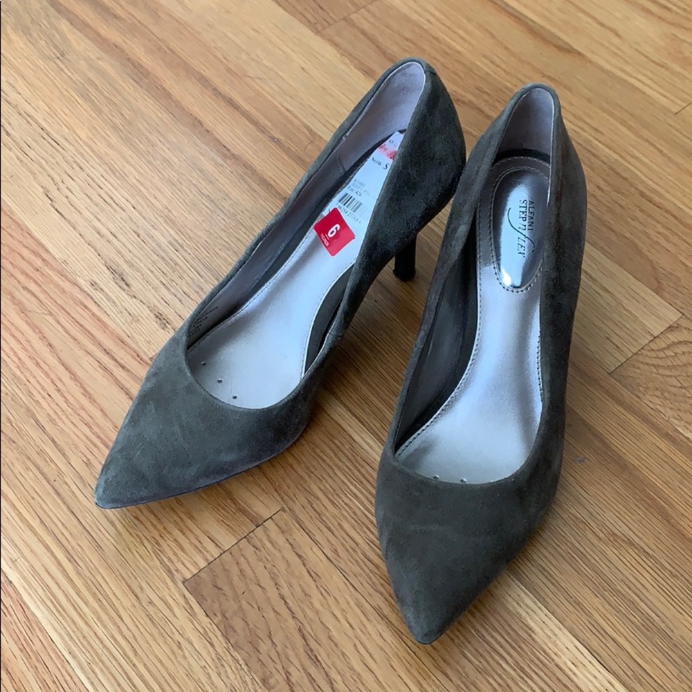 Suede olive ALFANI heels